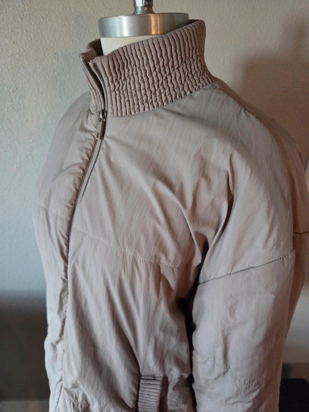 Avalanche Grey Puffer Jacket Ribbed Collar